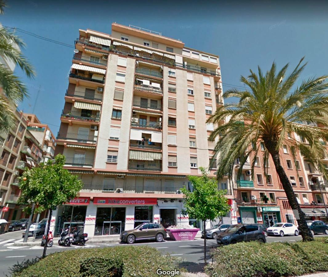 Tranvia A La Playa Malvarrosa Appartement *